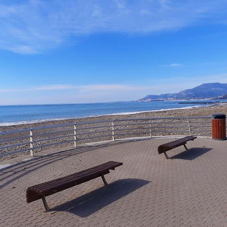 Comfort Home Bordighera Exterior photo